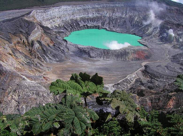 Một trong những nơi sở hữu điều kiện này là Jezero Crater, nơi chiếc rover thám hiểm Sao Hỏa bền bỉ của NASA đang khám phá.