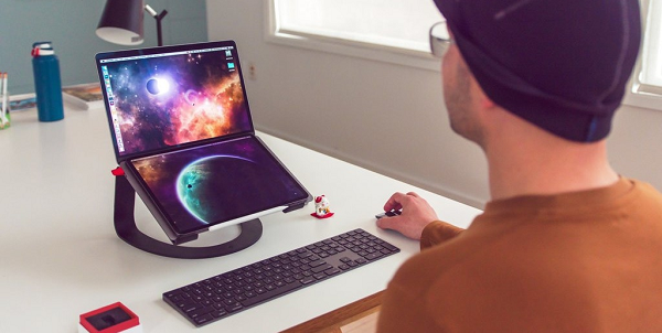 Bên cạnh đó, gã khổng lồ công nghệ Mỹ cũng sẽ phát triển một chiếc MacBook có thể gập toàn màn hình. DSCC cho biết công ty của ông đang xây dựng lộ trình sản phẩm cho dòng máy tính gập của Apple.