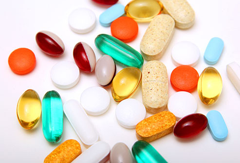 Thường xuyên khám bác sĩ để chắc chắn rằng mình không bị thiếu hụt vitamin. Sự thiếu hụt vitamin có thể khiến bạn mắc nhiều bệnh trọng. Chẳng hạn thiếu vitamin D khiến bạn gặp nhiều bệnh về tâm thần.