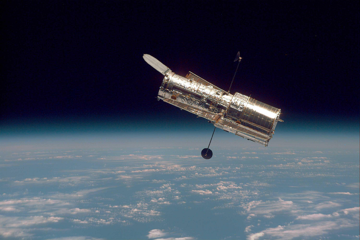 Kính Hubble mang tên của nhà thiên văn học Mỹ Edwin Powell Hubble (1889-1953).