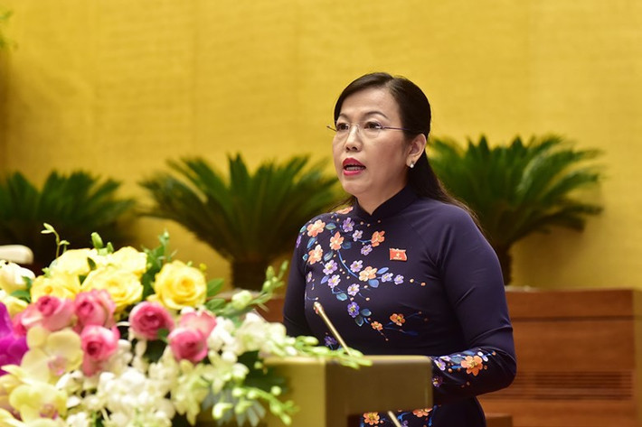 Bà Nguyễn Thanh Hải sinh năm 1970, quê Hà Nội, là PGS.TS vật lý, trình độ cao cấp lý luận chính trị. (Ảnh: Quochoi)