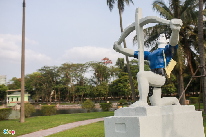Theo An Ninh Thủ Đô, Ban giám đốc Công viên Thống Nhất quyết định sử dụng sơn công nghiệp, sơn lại toàn bộ tượng nhằm "bảo quản, giúp mang lại diện mạo mới".