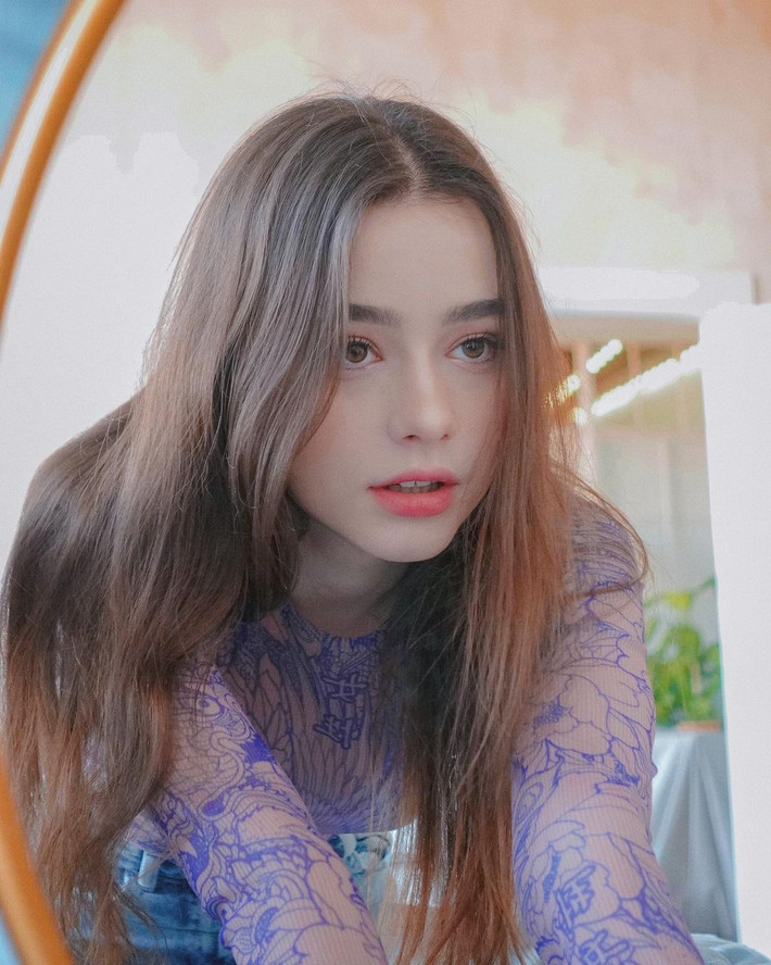 Dù là gương mặt được giới trẻ biết đến rộng rãi nhưng cũng không có quá nhiều thông tin riêng tư của Dasha được tiết lộ.
