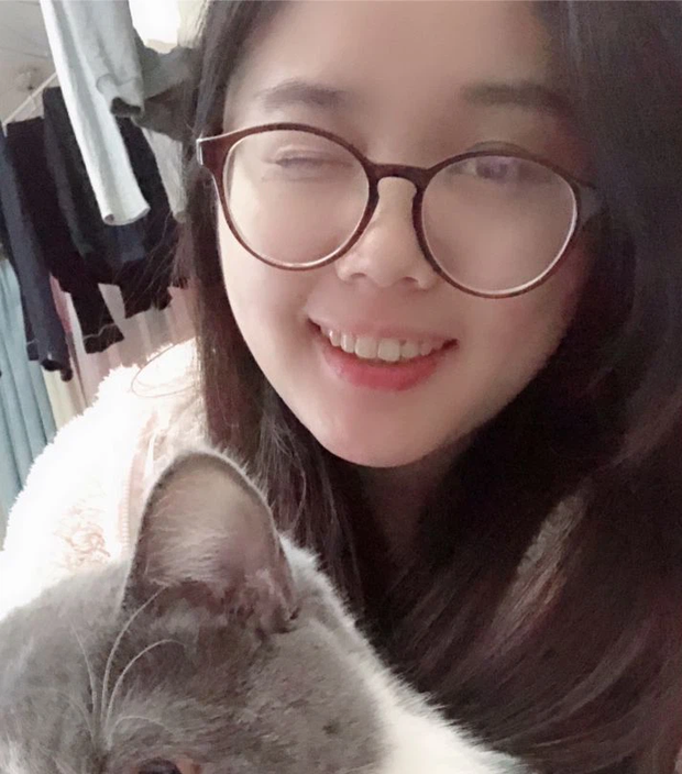 Được biết, gái xinh xứ Trung này đã giảm liền một lúc 20kg trong vòng 8 tháng khiến không ít người ngỡ ngàng.