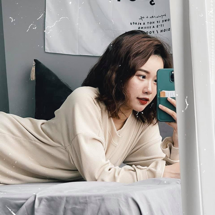 Nhiều người nhận xét, Trang Nhung ngày càng xinh đẹp và tươi tắn.