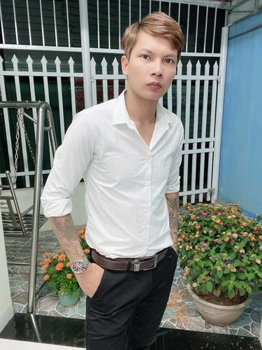 Cái tên Lộc Fuho có lẽ cũng chẳng còn nhiều xa lạ với cộng đồng mạng Việt Nam. Anh chàng thu hút được rất nhiều sự chú ý khi làm Youtube và chia sẻ những hình ảnh ở đời sống công trường của mình, cũng như gặt hái được nhiều thành công.
