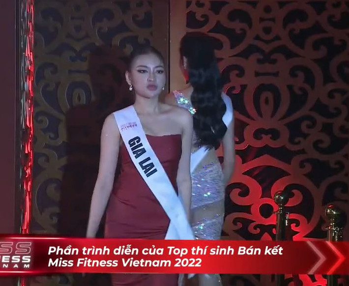 Từ khi bất ngờ ghi danh tại cuộc thi Hoa hậu, Lê Bống và Trần Thanh Tâm đã thu hút sự chú ý của đông đảo cư dân mạng.