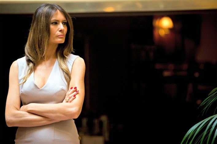 Ngày 4/11, Melania Trump lần đầu tiên xuất hiện một mình trong một buổi vận động tranh cử tổng thống cho chồng bà. Melania cho biết nếu trở thành đệ nhất phu nhân Mỹ, bà sẽ cải cách văn hoá truyền thông xã hội vốn "quá gay gắt và tầm thường" với những lời lăng mạ lẫn nhau.