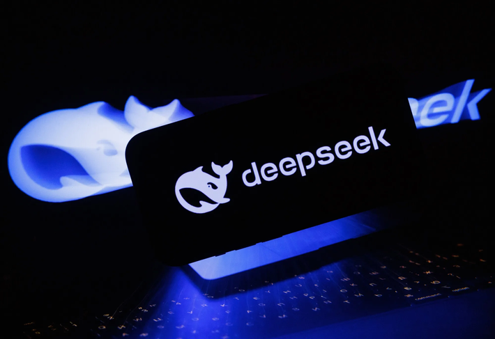 DeepSeek giúp Trung Quốc rút ngắn khoảng cách AI với Mỹ từ 1-2 năm xuống còn 3-6 tháng, thậm chí vươn lên ngang bằng trong một số lĩnh vực. (Ảnh: ADaSci)