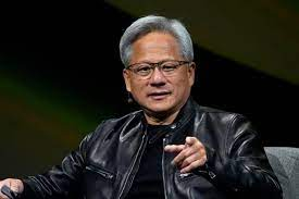 Cộng đồng mạng phát hiện mối tương quan giữa giá áo da Huang mặc và giá cổ phiếu Nvidia - khi áo đắt hơn, cổ phiếu tăng và ngược lại.(Ảnh: WSJ)