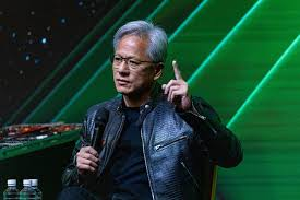 Dù chỉ là chi tiết nhỏ, chiếc áo da của Huang đã trở thành một phần biểu tượng trong hình ảnh công ty, phản ánh sự khác biệt so với các CEO công nghệ truyền thống. (Ảnh: itcctv)