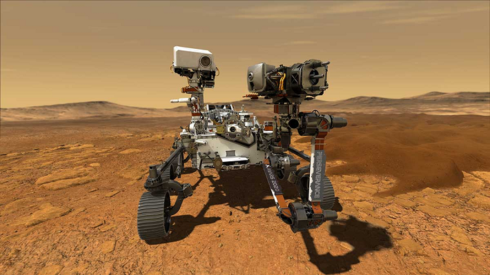 Curiosity không phải là robot duy nhất hoạt động trên bề mặt sao Hỏa. Tàu đổ bộ InSight của NASA đã theo dõi các trận động đất trên sao Hỏa kể từ khi hạ cánh vào tháng 11/2018 và tàu thăm dò Perseverance của cơ quan này đã hạ cánh vào tháng 2 vừa qua bên trong miệng núi lửa Jezero rộng 45 km.