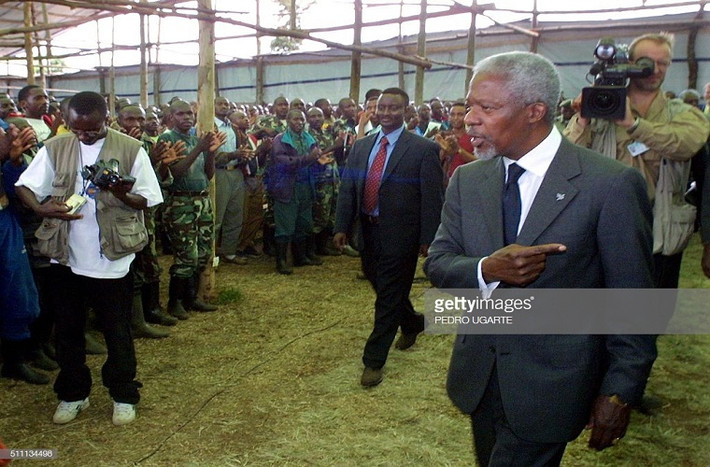 Một năm sau đó, ông Kofi Annan bắt đầu làm việc cho Liên Hợp Quốc với tư cách là nhân viên kế toán thuộc Tổ chức Y tế thế giới (WHO) - một vị trí chuyên nghiệp nhưng thấp nhất trong hệ thống công chức quốc tế. Trong khoảng thời gian từ năm 1976-1990, Kofi Annan đi lại liên tục giữa New York và Geneva. Ảnh: Getty Images.