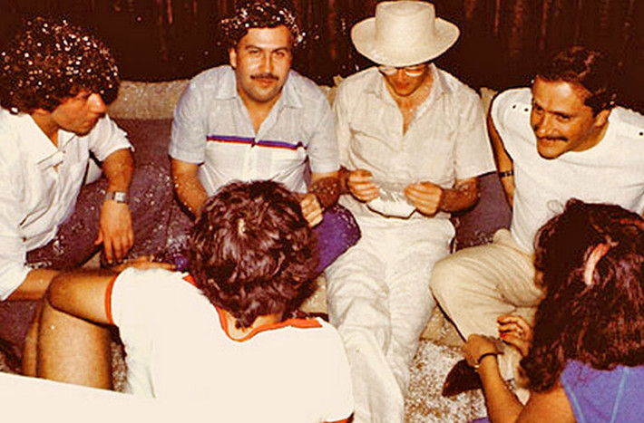 Hay nói cách khác, cứ 4/5 người Mỹ đều sử dụng cocaine của nhóm Escobar cung cấp.
