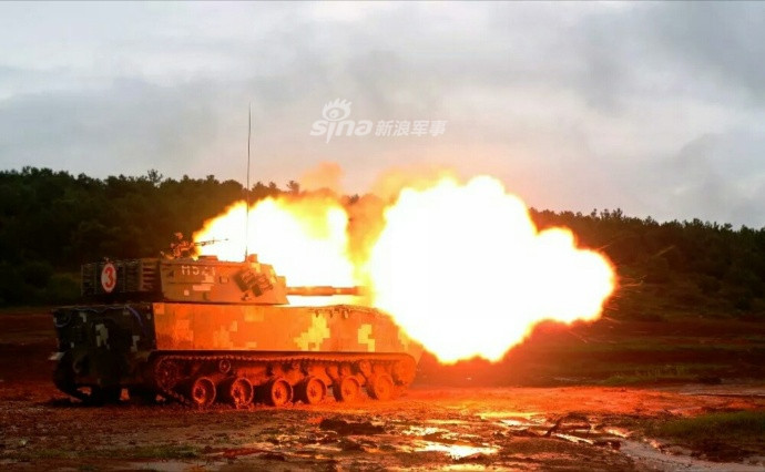 Điều này khiến cho các tướng lĩnh quân sự và các chính trị gia của Trung Quốc luôn phải đặt yếu tố giảm thiểu thương vong về người lên cao nhất có thể, nhất là trong công tác huấn luyện thời bình. Nguồn ảnh: Sina.