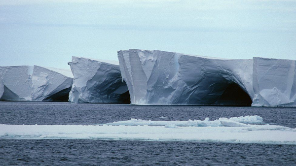 Đây cũng là lý do tại sao Endurance, con tàu nổi tiếng của nhà thám hiểm Ernest Shackleton lại mất tích trong suốt hơn một thế kỷ ở Nam Cực.