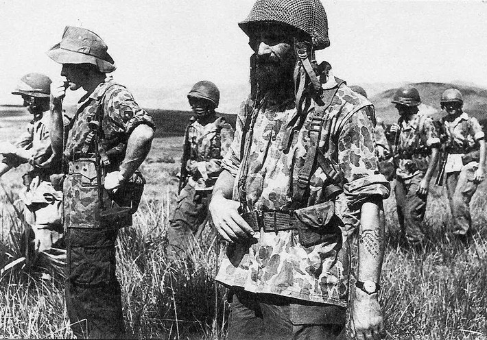 Trong chiến dịch Điện Biên Phủ năm 1954, Quân đội Pháp huy động khoảng 20.000 lính, phần lớn trong số đó là các đơn vị tinh nhuệ nhất của Lực lượng lính Lê Dương với âm mưu đập tan các đơn vị bộ đội chủ lực của ta. Tuy nhiên điều khá bất ngờ là trong số này có không ít lính là cựu binh phát xít Đức hay binh lính của quân đội Nhật Hoàng từ Chiến tranh Thế giới thứ hai. Nguồn ảnh: TL.