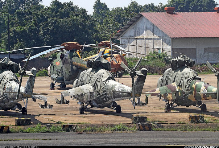 Hiện tại, quá khứ hào hùng của dàn trực thăng vũ trang Mi-24A này trong biên chế của binh chủng không quân đã trôi qua, tất cả trực thăng Mi-24 đã được chúng ta cho về hưu do quá niên hạn bay. Nguồn ảnh: Airliners.