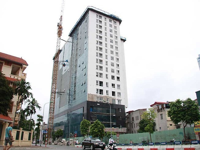 Tháng 10/2018, UBND TP Hà Nội đã báo cáo Thủ tướng Chính phủ về tình hình thực hiện xử lý vi phạm của dự án này, thành phố đã gặp nhiều khó khăn trong việc phá dỡ giai đoạn 2 gồm tầng 17 và 18 của dự án, cố gắng xử lý dứt điểm. Tiến độ tháo dỡ giai đoạn 2 là từ 25/11/2018, dự kiến thời gian thực hiện là 30 ngày kể từ ngày có đủ các dữ liệu cần thiết theo yêu cầu của nhà tư vấn. Ảnh: CafeF.