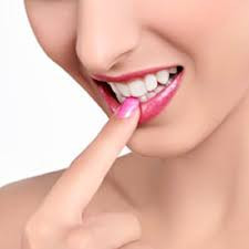 3. Những người có hàm răng hơi quặp vào trong thường có vấn đề về sức khỏe.