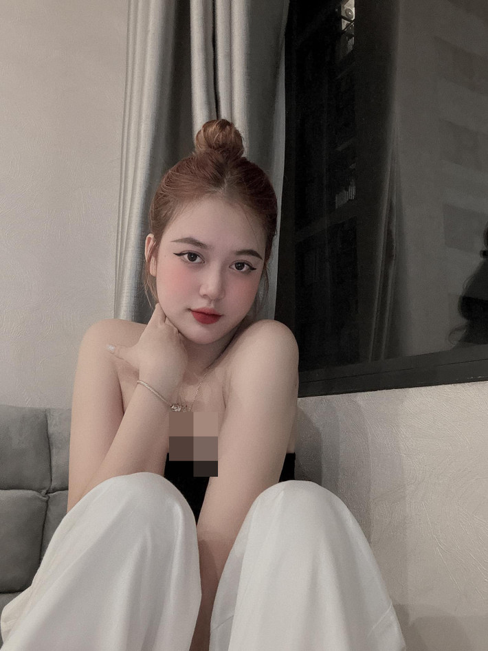 Trải qua một lần sinh nở, Diễm Quỳnh về dáng nhanh chóng nhờ sử dụng đai nịt bụng, ăn uống và tập luyện điều độ.