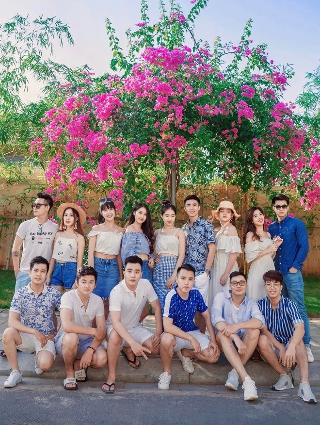 Thậm chí chuyến này chưa đi xong, các thành viên còn đặt cọc luôn 5 triệu đồng cho chuyến kế tiếp để lên dây cót.
