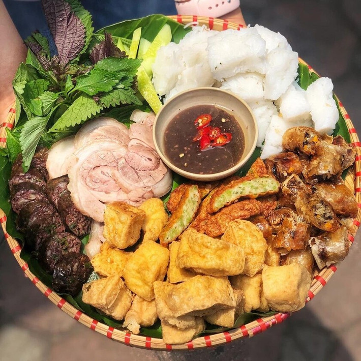 Cùng với bún chả, bún đậu mắm tôm cũng là món ngon Hà Nội làm xiêu lòng các tín đồ ẩm thực. Ảnh: Internet