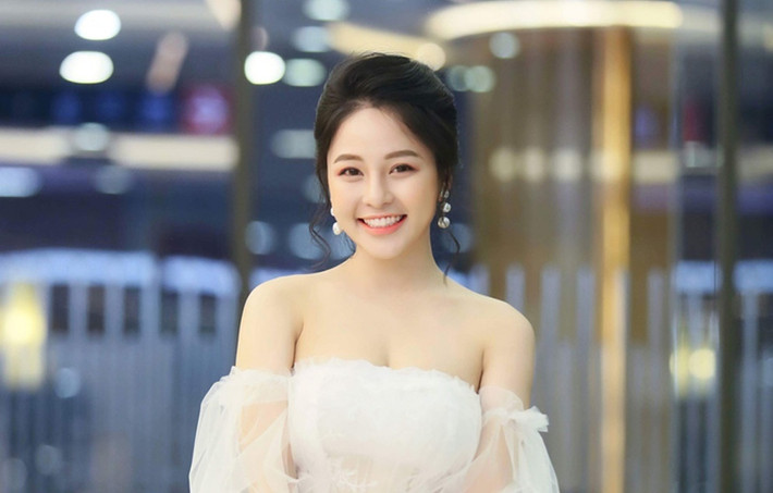 Vào tháng 4/2019, Trâm Anh vướng vào scandal lộ clip nhạy cảm với bạn trai, vụ việc gây ảnh hưởng nghiêm trọng đến cuộc sống của Trâm Anh.