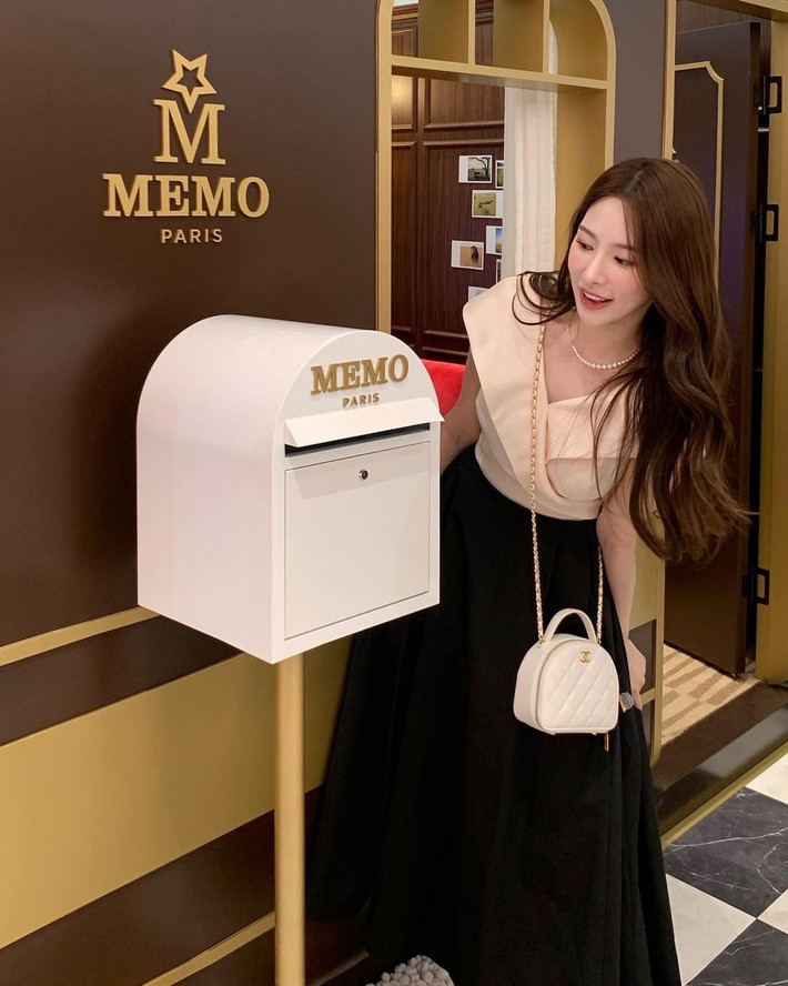 Trước khi tham gia chương trình, cô từng nặng tới hơn 60kg, chiều cao 1m63. Người đẹp này đã áp dụng chế độ ăn kiêng, tập luyện để giảm được 20kg trong nhiều tháng liền.