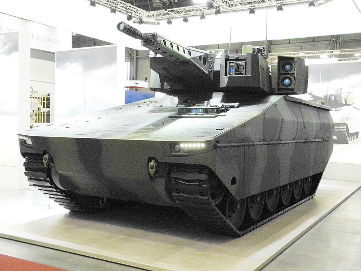 Hiện tại trên cùng một khung gầm của Lynx, người ta có thể thiết kế (theo chỉ dẫn của nhà sản xuất) một cách dễ dàng các loại phương tiện khác nhau bao gồm xe chiến đấu bộ binh, thiết giáp chở quân, xe bọc thép trinh sát, xe chỉ huy chiến trường,... Nguồn ảnh: Rhein.