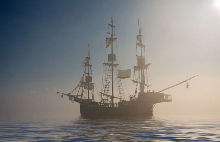Một trong những bí ẩn lớn nhất lịch sử ngành hàng hải là việc con tàu Mary Celeste được tìm thấy nằm cách Azores 645 km về phía đông. Tuy nhiên, điều khiến người ta rùng mình là khi người ta tìm thấy con tàu này, trong khi đồ đạc vẫn hoàn toàn nguyên vẹn thì các thủy thủ đoàn lại biến mất mà không để lại bất kỳ dấu vết gì.