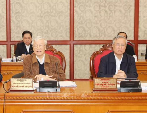 Phát biểu tại cuộc họp, Tổng Bí thư, Chủ tịch nước - Nguyễn Phú Trọng yêu cầu các Tiểu Ban chỉ đạo các Tổ Biên tập khẩn trương, nghiêm túc tiếp thu ý kiến của Bộ Chính trị tại cuộc họp, hoàn chỉnh các văn bản để phục vụ cho đại hội Đảng bộ cấp cơ sở. Đồng thời, tiếp tục nghiêm túc lắng nghe, nghiên cứu chắt lọc các ý kiến đóng góp để hoàn thiện, nâng cao chất lượng dự thảo các văn kiện trình Đại hội XIII của Đảng. (Ảnh: TTXVN)