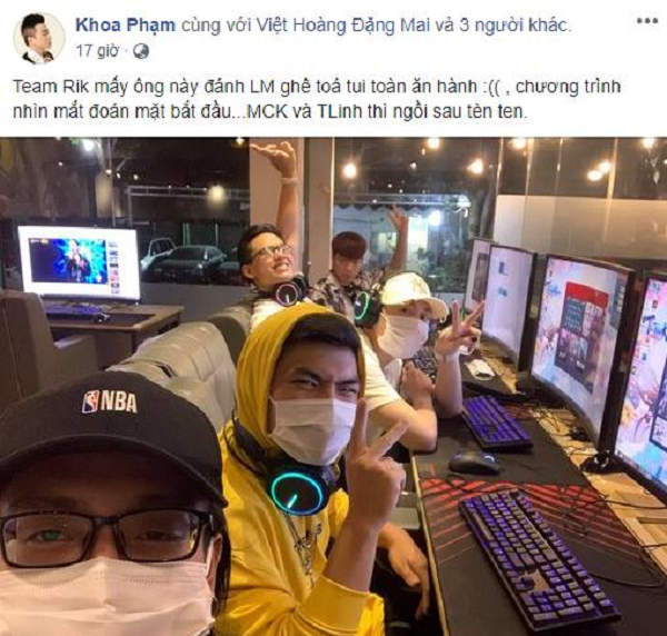 Anh chàng rapper nổi tiếng Karik với những MV tình yêu đầy sâu cay này còn có một thói quen đó là đưa những sở thích về game vào trong các tác phẩm của mình.