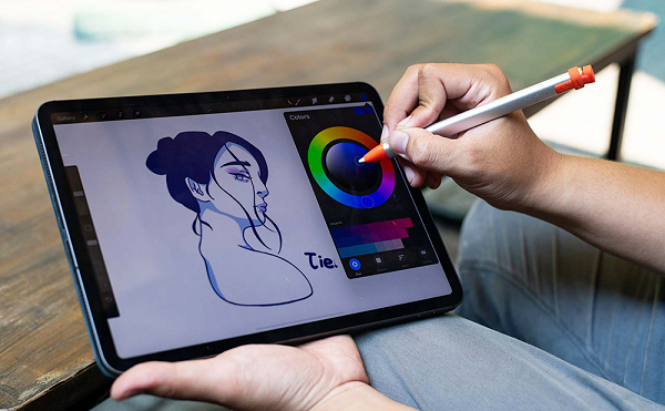 5. Máy tính bảng: (Tên tiếng Anh là tablet computer) còn được gọi tắt là tablet, là một loại thiết bị điện tử thông minh với màn hình cảm ứng có kích thước từ 7 inch trở lên, có thể sử dụng bút cảm ứng đa năng nếu trong thiết kế của nó có hoặc theo cách thông thường đó là sử dụng ngón tay để thực hiện các thao tác thông tin thay cho bàn phím và chuột như ở máy tính xách tay.