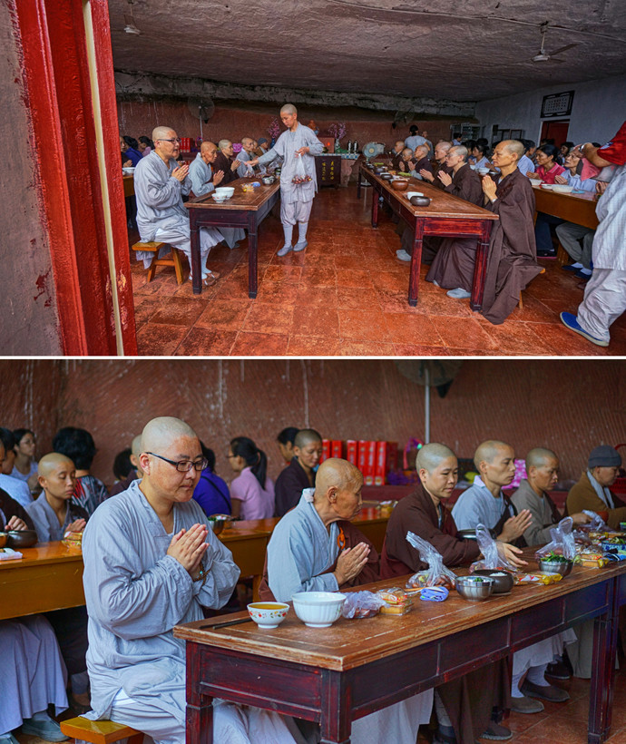 Giờ dùng bữa cơm chay buổi trưa của các nữ tu.