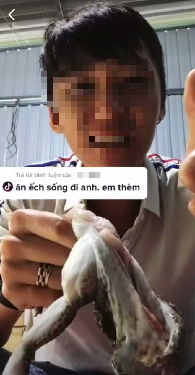 Trào lưu phản cảm này đã ngày càng xuất hiện nhiều trên Tik Tok khiến không ít dân mạng khiếp sợ.