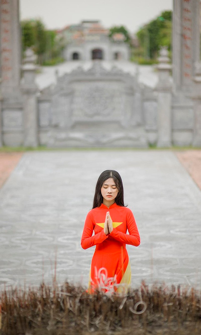Linh Anh cũng giữ cho mình tinh thần thoải mái nhất để bước vào năm học lớp 12 với những kỳ thi cam go, căng thẳng phía trước. Linh Anh tin rằng, sự nỗ lực, cố gắng rồi sẽ được đền đáp bằng kết quả xứng đáng mà thôi.