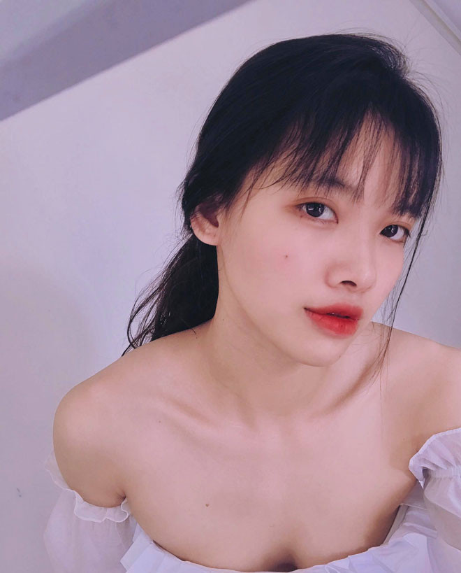 Đó là quãng thời gian buồn chán nhất của Kim Nhiệt khi ngoại hình bị chê bai quá nhiều.