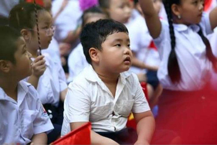 Trên trang Facebook, nghệ sĩ Xuân Bắc cũng thường xuyên chia sẻ những hình ảnh, câu chuyện hài hước về con trai.