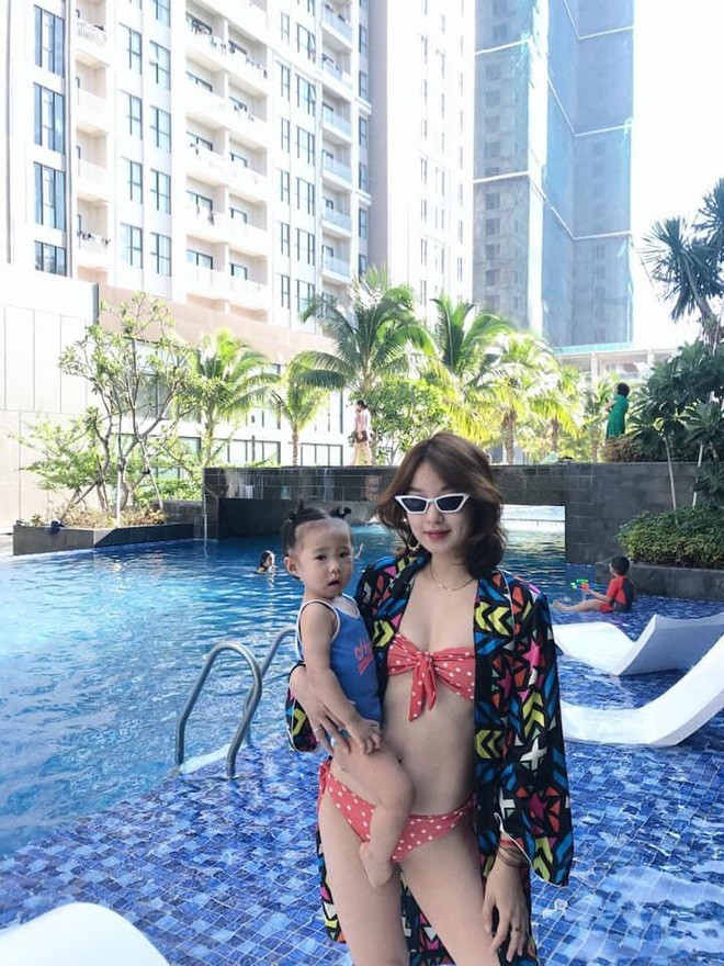 So với thời hoàng kim cách đây gần 10 năm, cô nàng vẫn luôn là tượng đài nhan sắc trong lòng hội chị em.