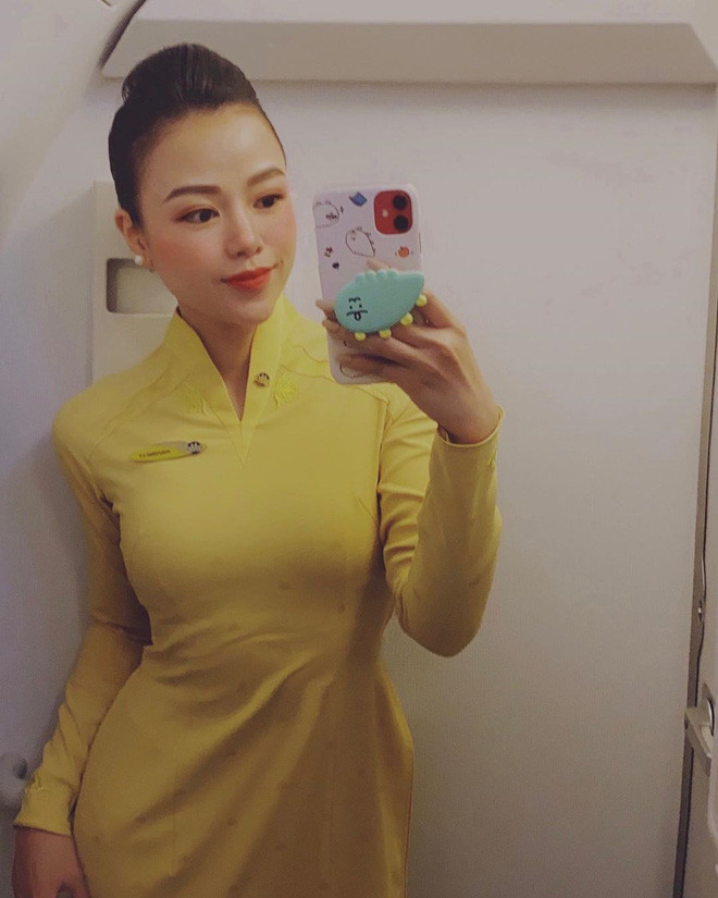 Nhan sắc rạng rỡ cùng những hình ảnh sang chảnh Phương Ly khoe trên trang cá nhân thu hút không ít sự chú ý