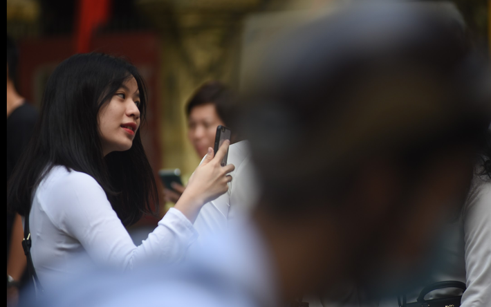Không phấn son cầu kỳ, chỉ cần makeup sương sương thôi các nữ sinh Hà Nội cũng đủ "giết chết" trái tim của các nam sinh cùng trường rồi.