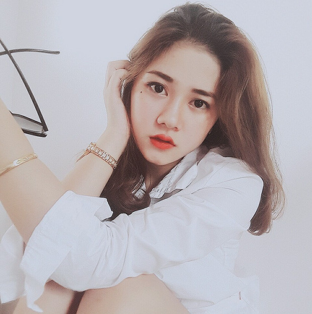 Phạm Thảo (sinh năm 1999, tại Đắk Lắk) cũng là gái xinh gây chú ý, cô nàng cuốn hút với gương mặt hao hao diễn viên Kim Yoo Jung của Mây hoạ ánh trăng.
