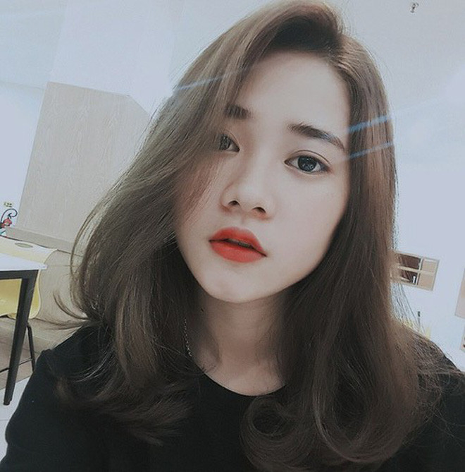 Với ngoại hình xinh xắn, Thảo từng được mời tham gia quảng cáo sản phẩm, làm mẫu ảnh.