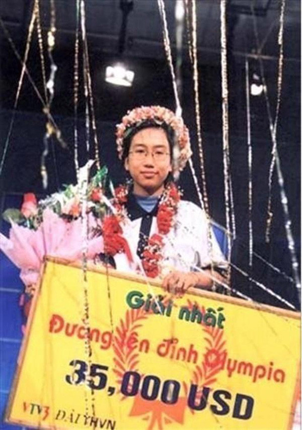 Ở mùa giải năm 2003 tiếp tục chứng kiến sự đăng quang của một thí sinh nữ. Đó là Lương Phương Thảo. Điều trùng hợp thú vị là chị cũng đến từ trường THPT chuyên Nguyễn Bỉnh Khiêm.