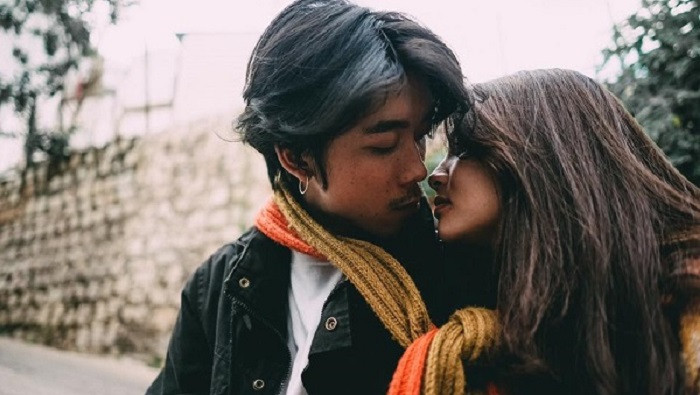 Dù mọi chuyện đã rõ mồn một nhưng quản lý của Khói lại lên tiếng khẳng định họ chỉ là bạn chứ không quay lại như tin đồn.