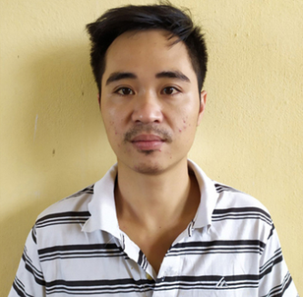 Hùng được xác định là kẻ trực tiếp đi thu tiền bảo kê của các tiểu thương quanh chợ Hóa An (TP Biên Hòa), đàn em của Tuấn "cá". (Ảnh Tuấn "úc")