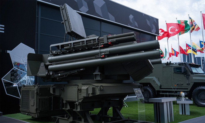 Module tác chiến Pantsir nói trên nhiều khả năng sẽ được đặt tại các cơ sở công nghiệp, trung tâm năng lượng và hành chính quan trọng, hoặc tại một vài vị trí khác để thực hiện chức năng phòng thủ điểm.