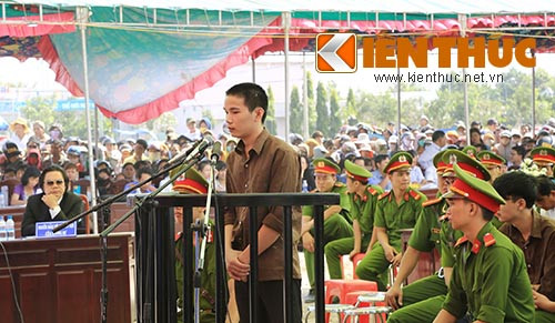 Sau khi bị toà sơ thẩm tuyên án tử hình, Vũ Văn Tiến và Trần Đình Thoại đã có đơn kháng cáo xin giảm nhẹ hình phạt. Ngày 18 và 19/7/2016, TAND Cấp cao tại TP HCM sẽ đưa ra phiên xét xử phúc thẩm vụ thảm sát 6 người chết tại Bình Phước.