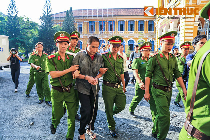 Tại phiên tòa phúc thẩm, HĐXX sẽ xem xét kháng cáo, đơn xin giảm nhẹ án tử hình của Vũ Văn Tiến; án 16 năm tù của Trần Đình Thoại.